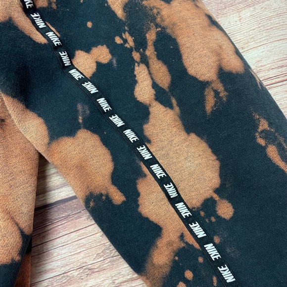 Nike bleach dyed crewneck sweatshirt - Picture 9 of 9